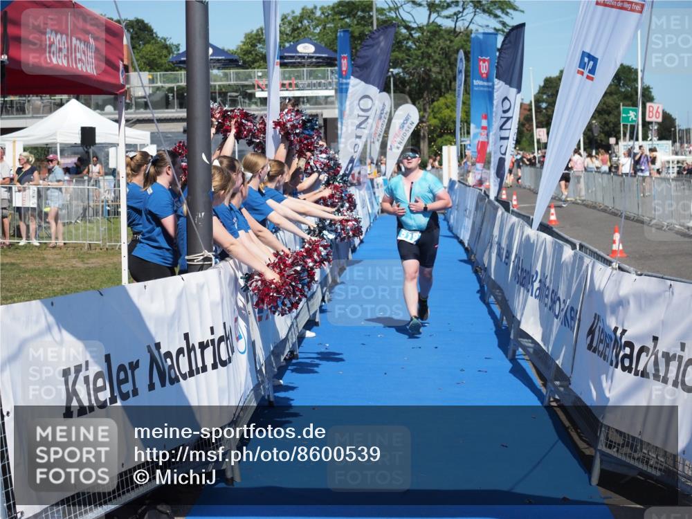 17.08.2025 - KN Förde Triathlon 2025 MichiJ http://msf.ph/oto/8600539 17.08.2025 14:05:39 Laufen 519 meine-sportfotos.de