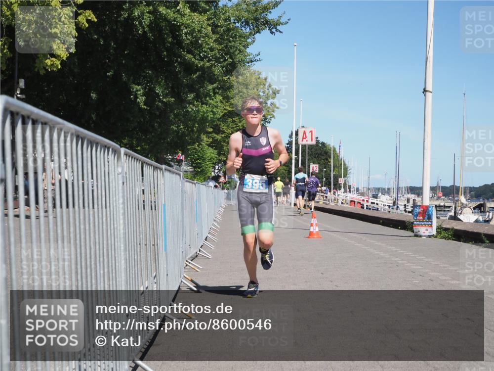 17.08.2025 - KN Förde Triathlon 2025 KatJ http://msf.ph/oto/8600546 17.08.2025 13:41:35 Laufen 395, 445 meine-sportfotos.de