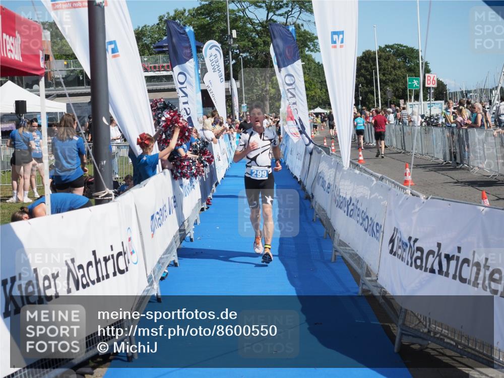 17.08.2025 - KN Förde Triathlon 2025 MichiJ http://msf.ph/oto/8600550 17.08.2025 12:16:24 Laufen 299 meine-sportfotos.de