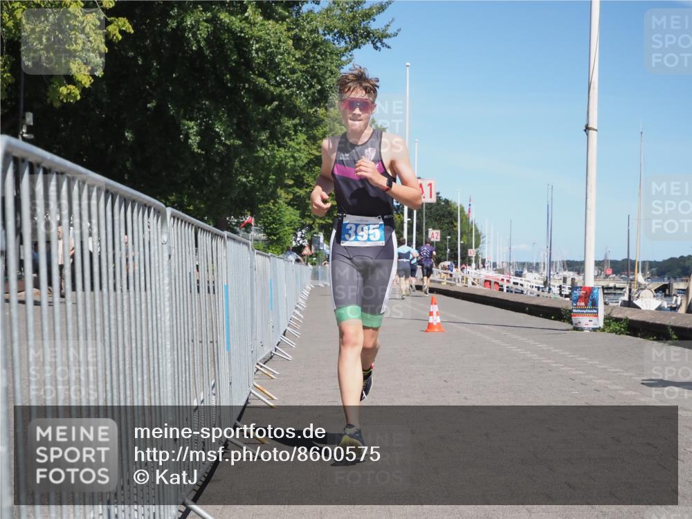 17.08.2025 - KN Förde Triathlon 2025 KatJ http://msf.ph/oto/8600575 17.08.2025 13:41:36 Laufen 395 meine-sportfotos.de