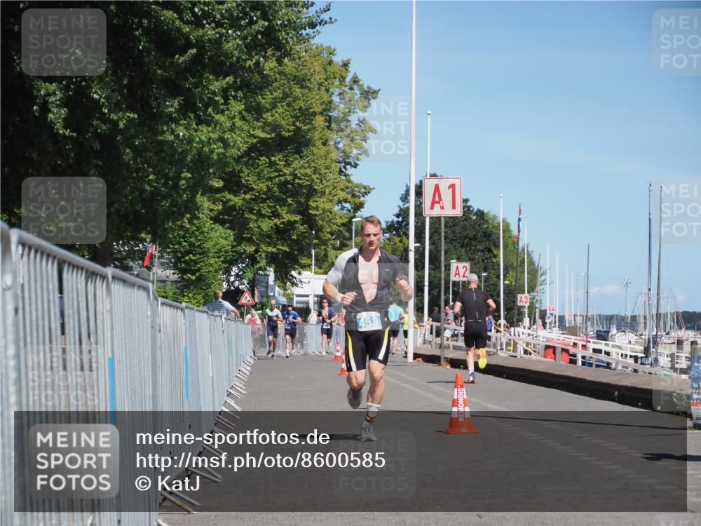 17.08.2025 - KN Förde Triathlon 2025 KatJ http://msf.ph/oto/8600585 17.08.2025 13:41:43 Laufen 453 meine-sportfotos.de