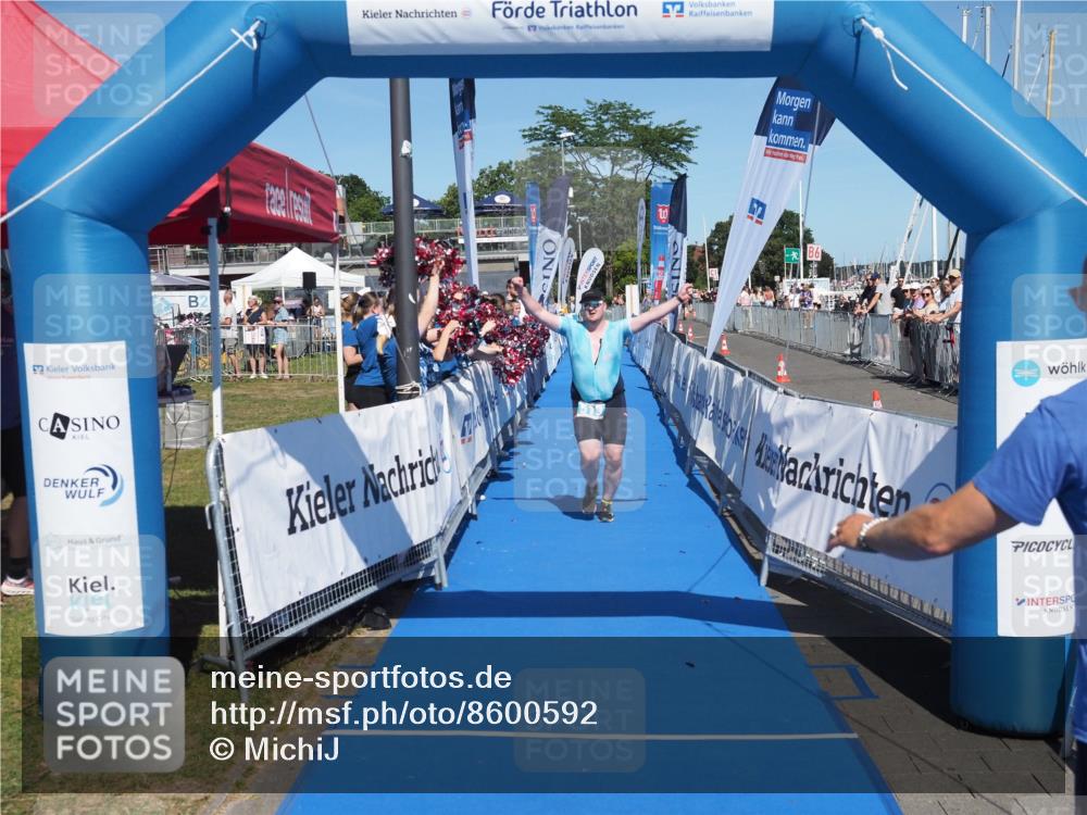 17.08.2025 - KN Förde Triathlon 2025 MichiJ http://msf.ph/oto/8600592 17.08.2025 14:05:41 Laufen 519 meine-sportfotos.de