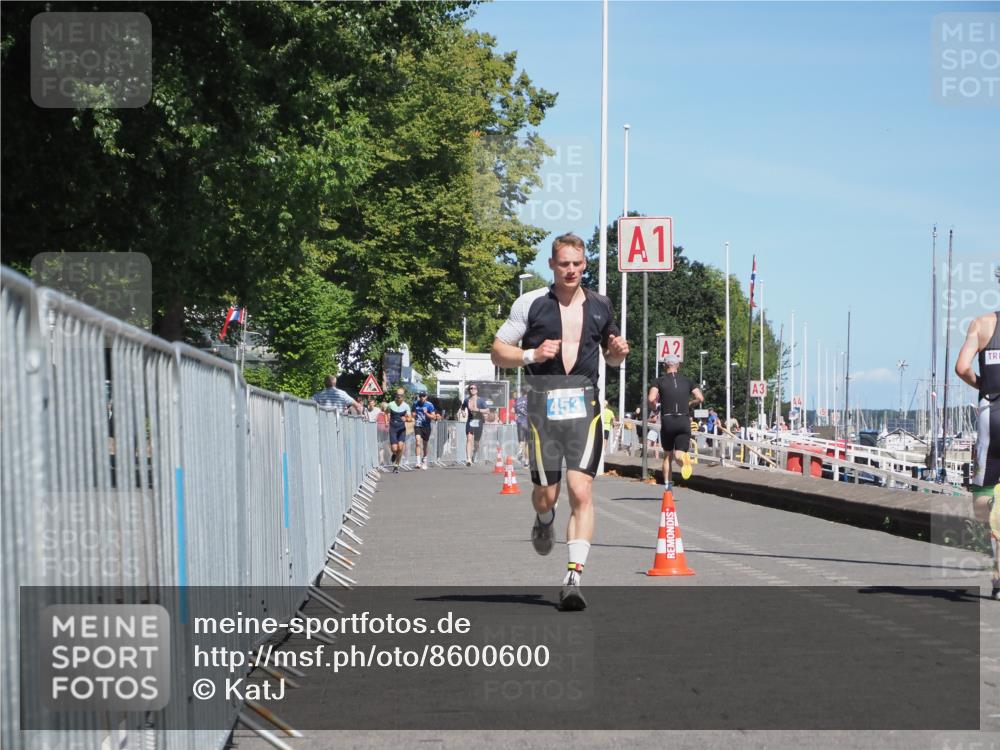 17.08.2025 - KN Förde Triathlon 2025 KatJ http://msf.ph/oto/8600600 17.08.2025 13:41:44 Laufen 453 meine-sportfotos.de