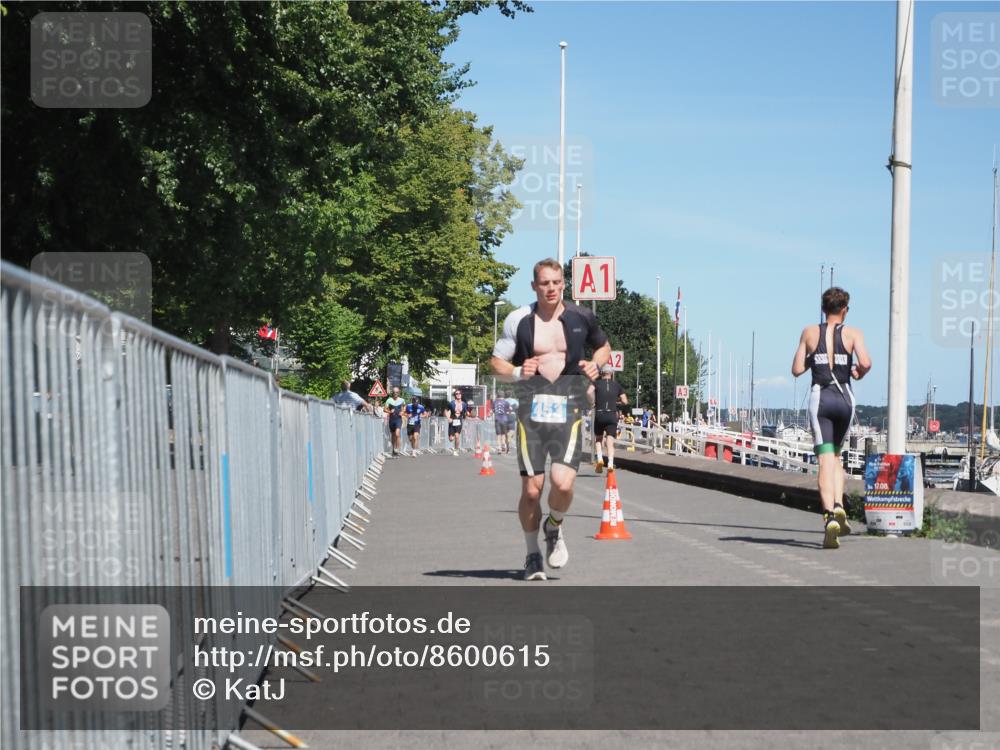 17.08.2025 - KN Förde Triathlon 2025 KatJ http://msf.ph/oto/8600615 17.08.2025 13:41:44 Laufen 453 meine-sportfotos.de
