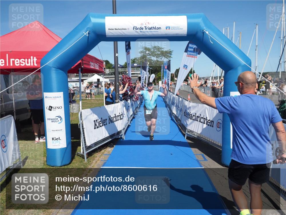 17.08.2025 - KN Förde Triathlon 2025 MichiJ http://msf.ph/oto/8600616 17.08.2025 14:05:41 Laufen 519 meine-sportfotos.de