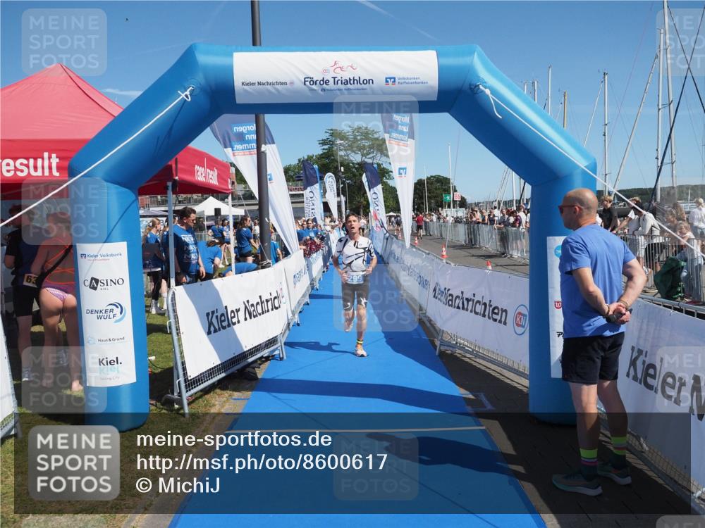17.08.2025 - KN Förde Triathlon 2025 MichiJ http://msf.ph/oto/8600617 17.08.2025 12:16:25 Laufen 299 meine-sportfotos.de