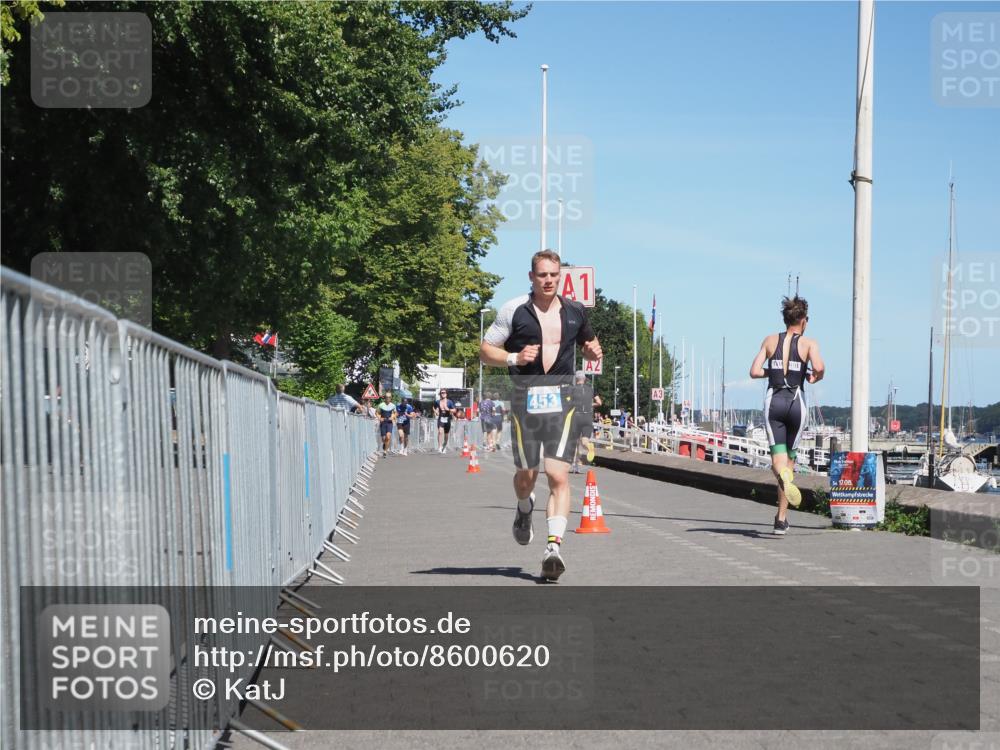 17.08.2025 - KN Förde Triathlon 2025 KatJ http://msf.ph/oto/8600620 17.08.2025 13:41:45 Laufen 453 meine-sportfotos.de