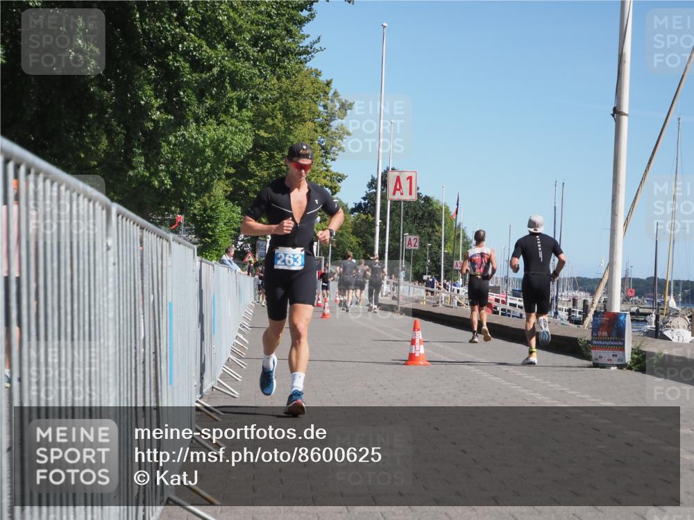 17.08.2025 - KN Förde Triathlon 2025 KatJ http://msf.ph/oto/8600625 17.08.2025 11:52:44 Laufen 263, 324 meine-sportfotos.de