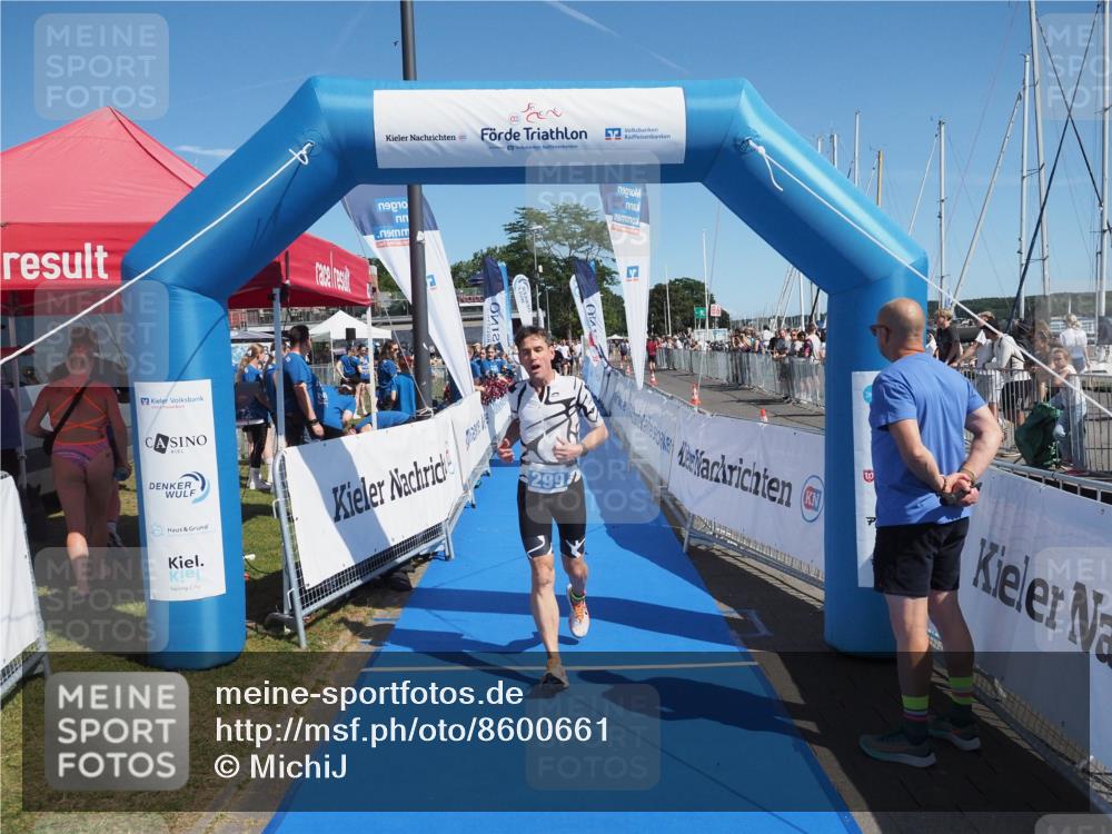 17.08.2025 - KN Förde Triathlon 2025 MichiJ http://msf.ph/oto/8600661 17.08.2025 12:16:26 Laufen 299 meine-sportfotos.de