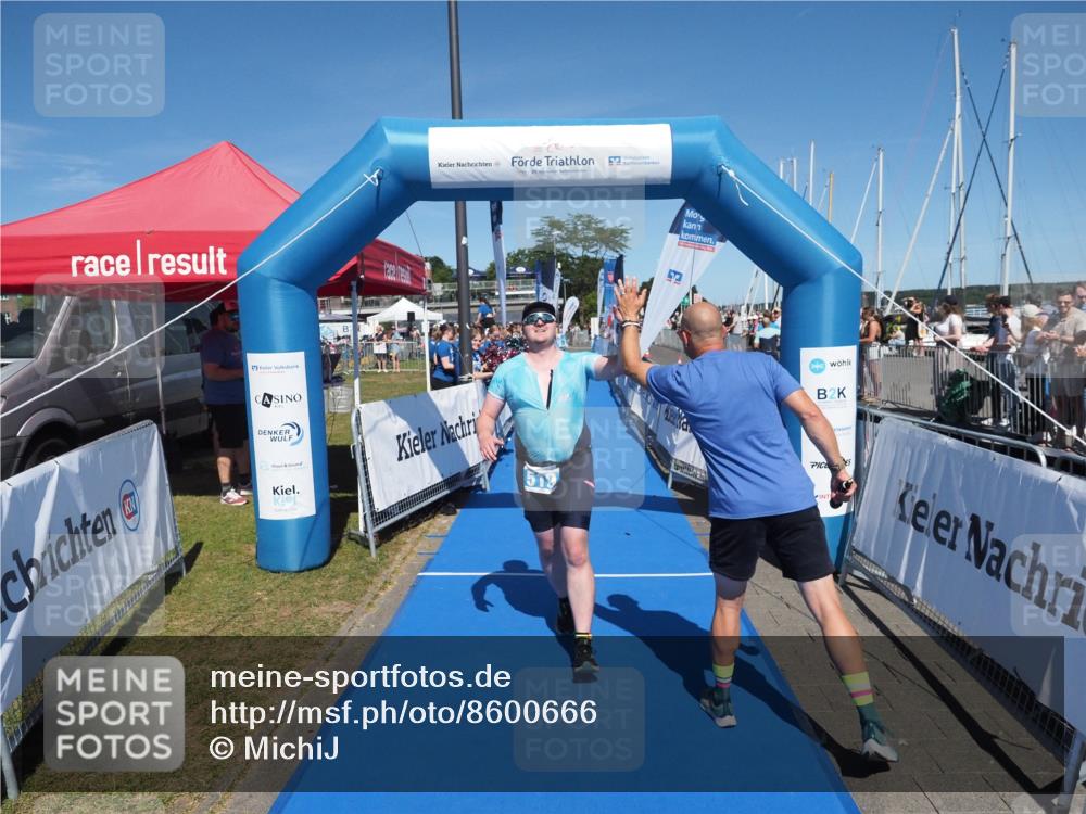 17.08.2025 - KN Förde Triathlon 2025 MichiJ http://msf.ph/oto/8600666 17.08.2025 14:05:42 Laufen 519 meine-sportfotos.de