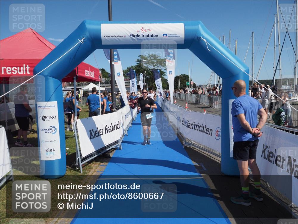17.08.2025 - KN Förde Triathlon 2025 MichiJ http://msf.ph/oto/8600667 17.08.2025 12:16:31 Laufen 299, 327, 341, 632 meine-sportfotos.de