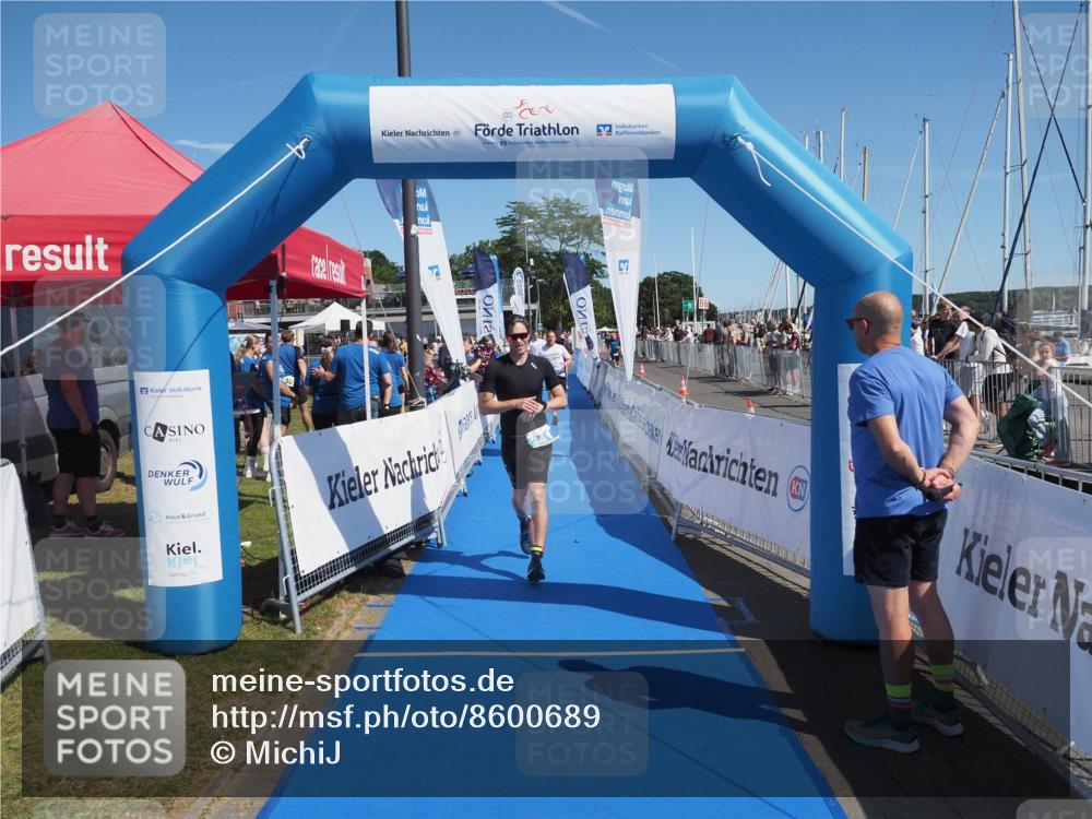 17.08.2025 - KN Förde Triathlon 2025 MichiJ http://msf.ph/oto/8600689 17.08.2025 12:16:31 Laufen 299, 327, 341, 632 meine-sportfotos.de