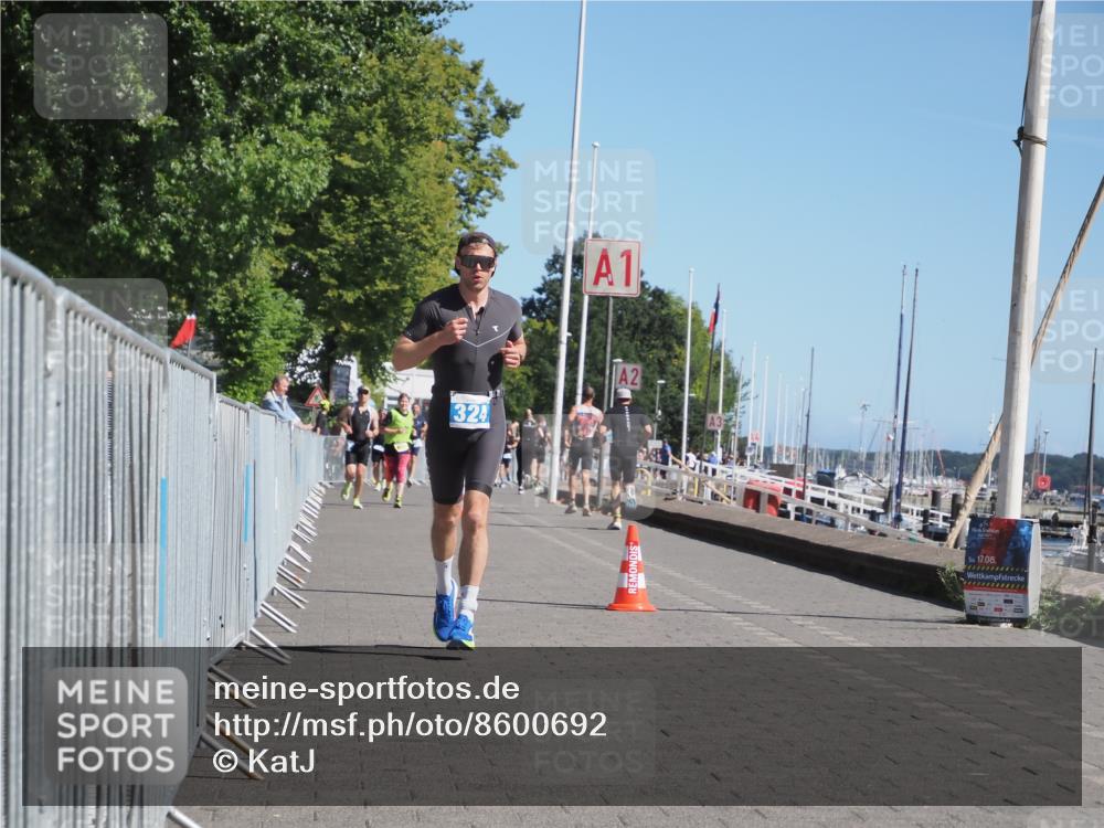 17.08.2025 - KN Förde Triathlon 2025 KatJ http://msf.ph/oto/8600692 17.08.2025 11:52:50 Laufen 324 meine-sportfotos.de
