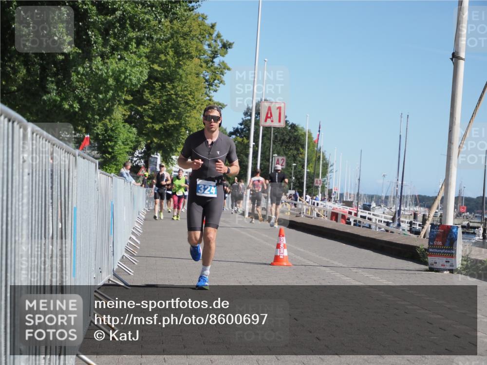 17.08.2025 - KN Förde Triathlon 2025 KatJ http://msf.ph/oto/8600697 17.08.2025 11:52:50 Laufen 324 meine-sportfotos.de