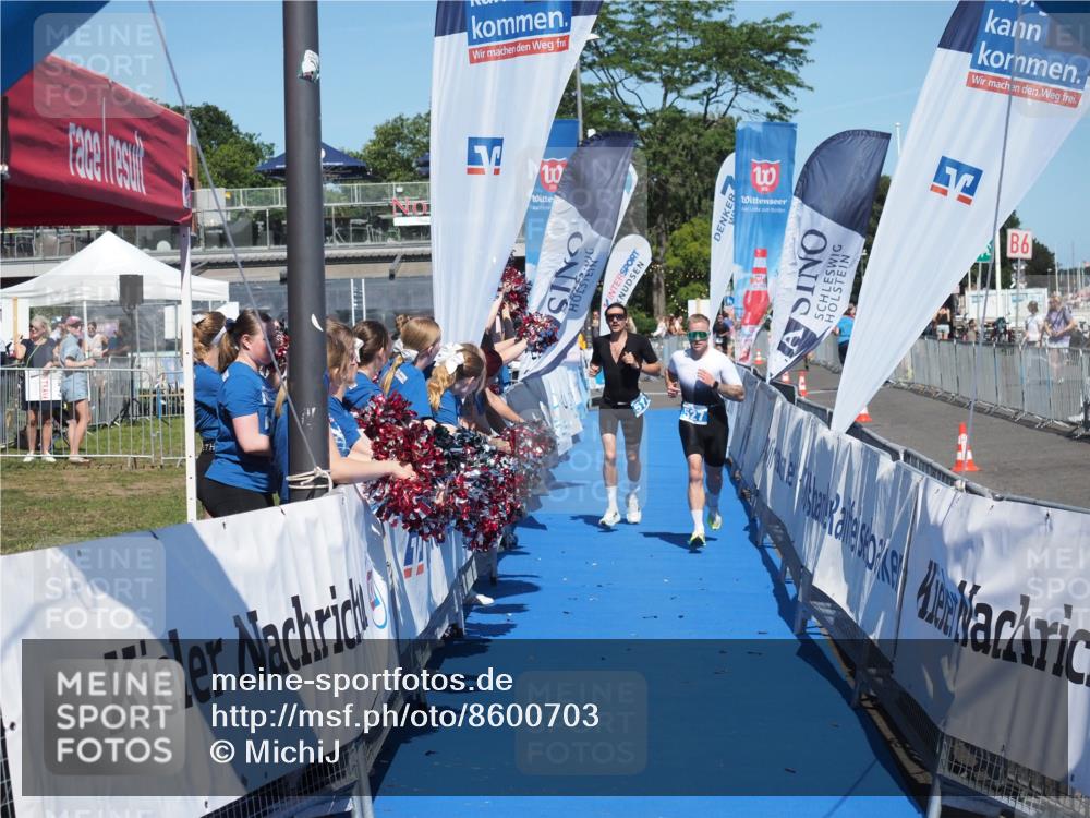 17.08.2025 - KN Förde Triathlon 2025 MichiJ http://msf.ph/oto/8600703 17.08.2025 14:05:57 Laufen 517, 527 meine-sportfotos.de