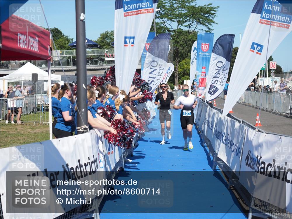 17.08.2025 - KN Förde Triathlon 2025 MichiJ http://msf.ph/oto/8600714 17.08.2025 14:05:57 Laufen 517, 527 meine-sportfotos.de