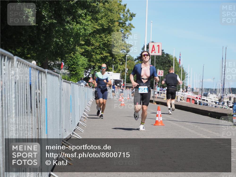 17.08.2025 - KN Förde Triathlon 2025 KatJ http://msf.ph/oto/8600715 17.08.2025 13:41:57 Laufen 454, 477, 546 meine-sportfotos.de