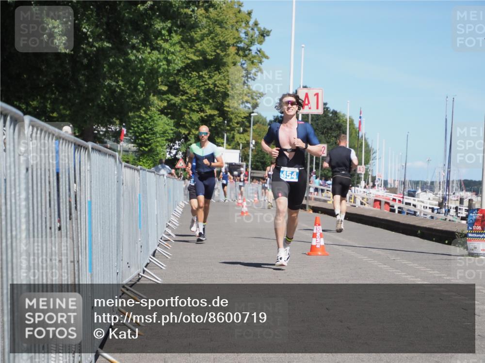 17.08.2025 - KN Förde Triathlon 2025 KatJ http://msf.ph/oto/8600719 17.08.2025 13:41:57 Laufen 454, 477, 546 meine-sportfotos.de