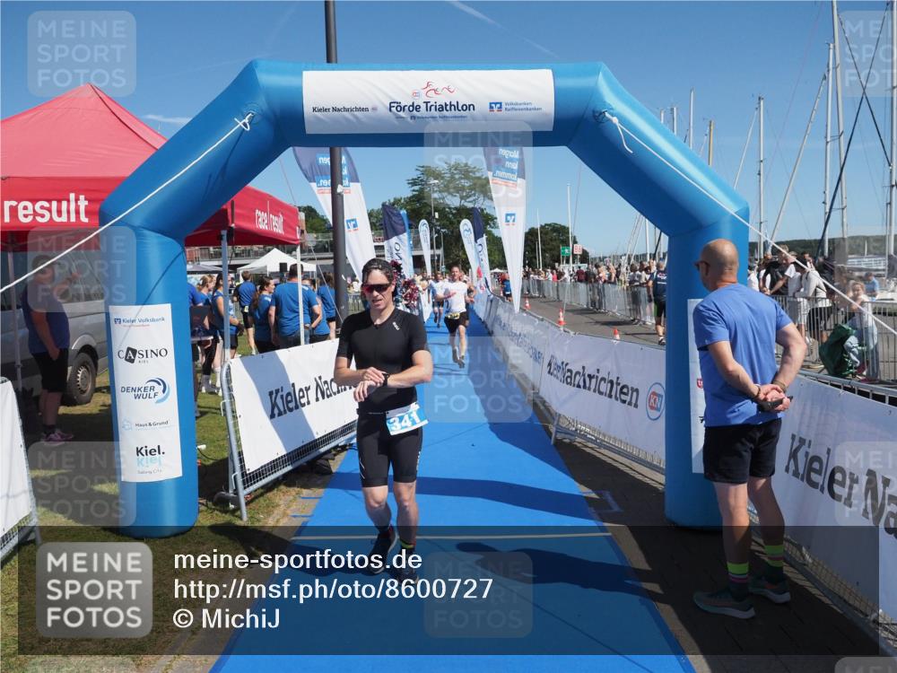 17.08.2025 - KN Förde Triathlon 2025 MichiJ http://msf.ph/oto/8600727 17.08.2025 12:16:32 Laufen 299, 327, 341, 632 meine-sportfotos.de