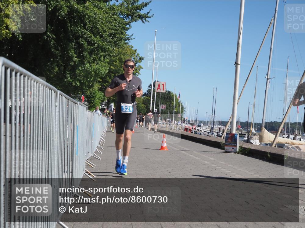 17.08.2025 - KN Förde Triathlon 2025 KatJ http://msf.ph/oto/8600730 17.08.2025 11:52:51 Laufen 324 meine-sportfotos.de