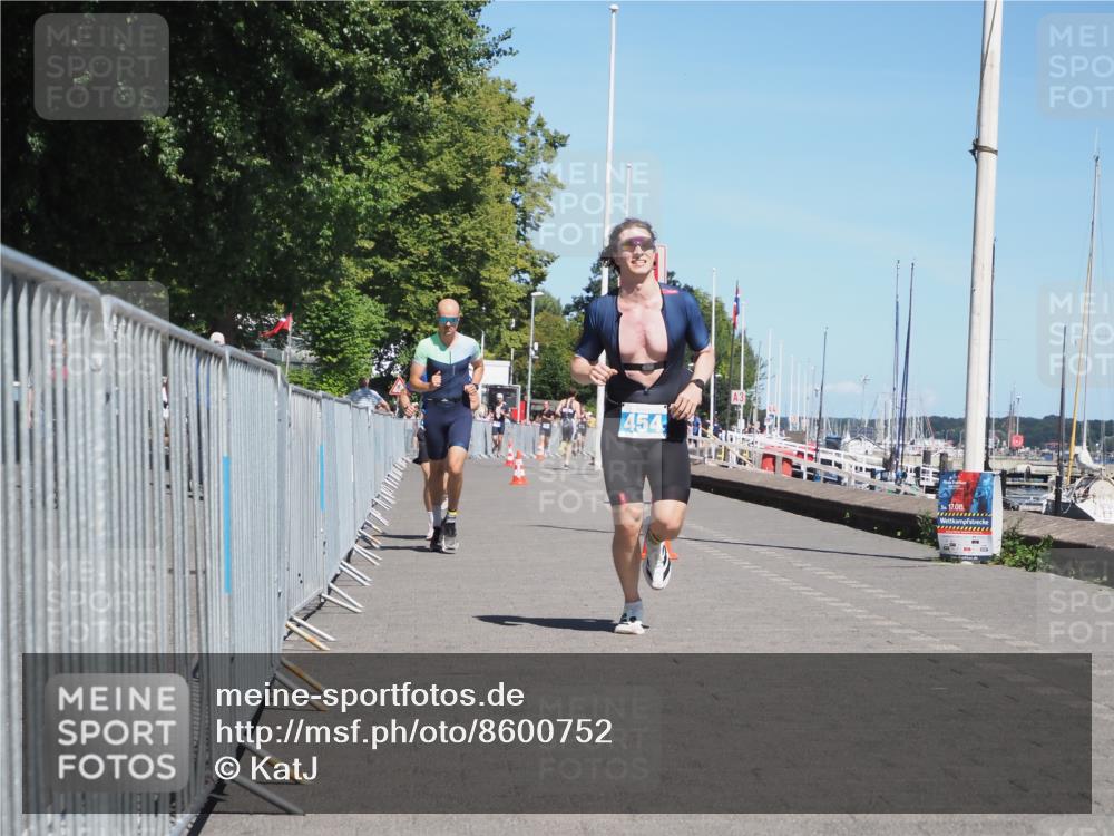 17.08.2025 - KN Förde Triathlon 2025 KatJ http://msf.ph/oto/8600752 17.08.2025 13:41:58 Laufen 454, 477, 546 meine-sportfotos.de