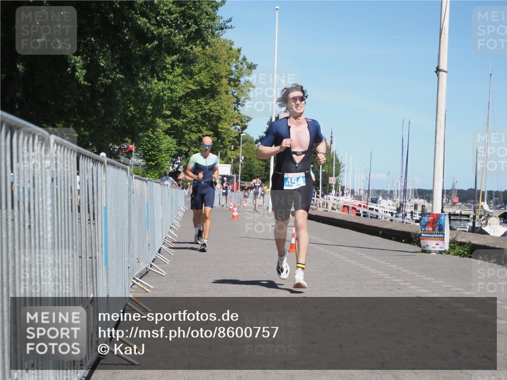 17.08.2025 - KN Förde Triathlon 2025 KatJ http://msf.ph/oto/8600757 17.08.2025 13:41:58 Laufen 454, 477, 546 meine-sportfotos.de
