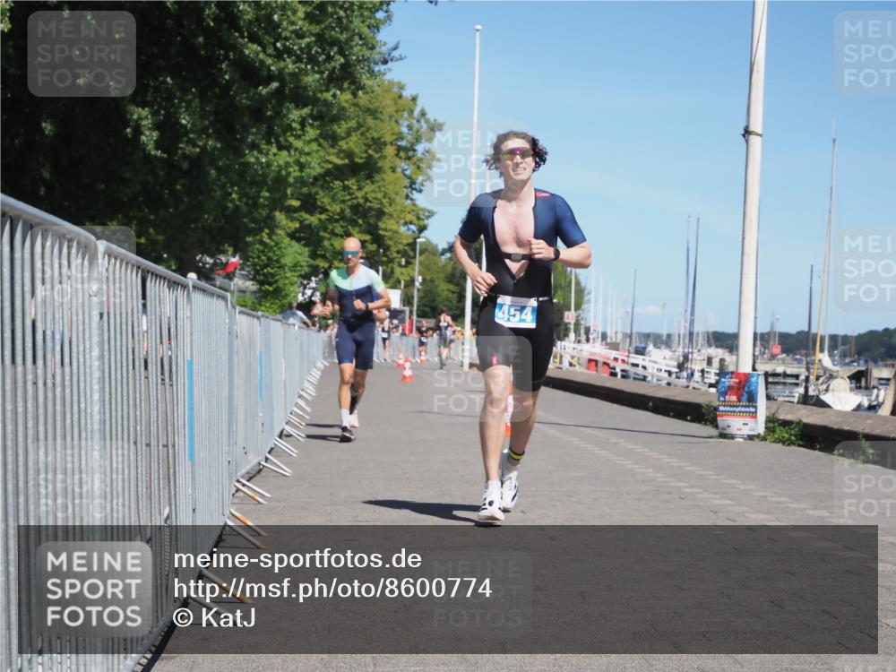 17.08.2025 - KN Förde Triathlon 2025 KatJ http://msf.ph/oto/8600774 17.08.2025 13:41:59 Laufen 454, 477, 546 meine-sportfotos.de