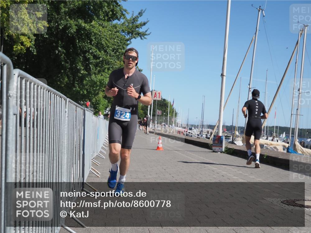 17.08.2025 - KN Förde Triathlon 2025 KatJ http://msf.ph/oto/8600778 17.08.2025 11:52:52 Laufen 324 meine-sportfotos.de