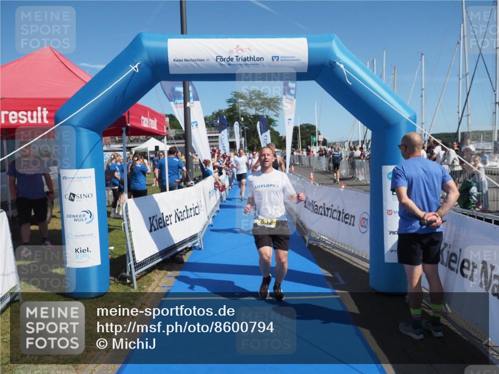 17.08.2025 - KN Förde Triathlon 2025 MichiJ http://msf.ph/oto/8600794 17.08.2025 12:16:34 Laufen 327, 341, 632 meine-sportfotos.de