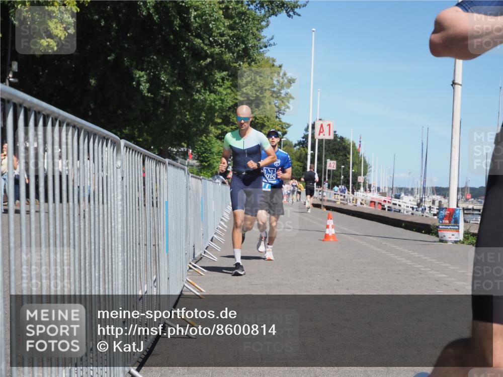 17.08.2025 - KN Förde Triathlon 2025 KatJ http://msf.ph/oto/8600814 17.08.2025 13:42:01 Laufen 454, 477, 546 meine-sportfotos.de