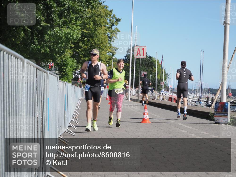 17.08.2025 - KN Förde Triathlon 2025 KatJ http://msf.ph/oto/8600816 17.08.2025 11:53:01 Laufen 300, 312, 607 meine-sportfotos.de