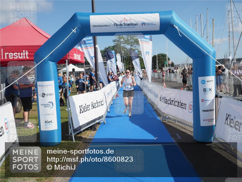 17.08.2025 - KN Förde Triathlon 2025 MichiJ http://msf.ph/oto/8600823 17.08.2025 10:49:09 Laufen 230 meine-sportfotos.de