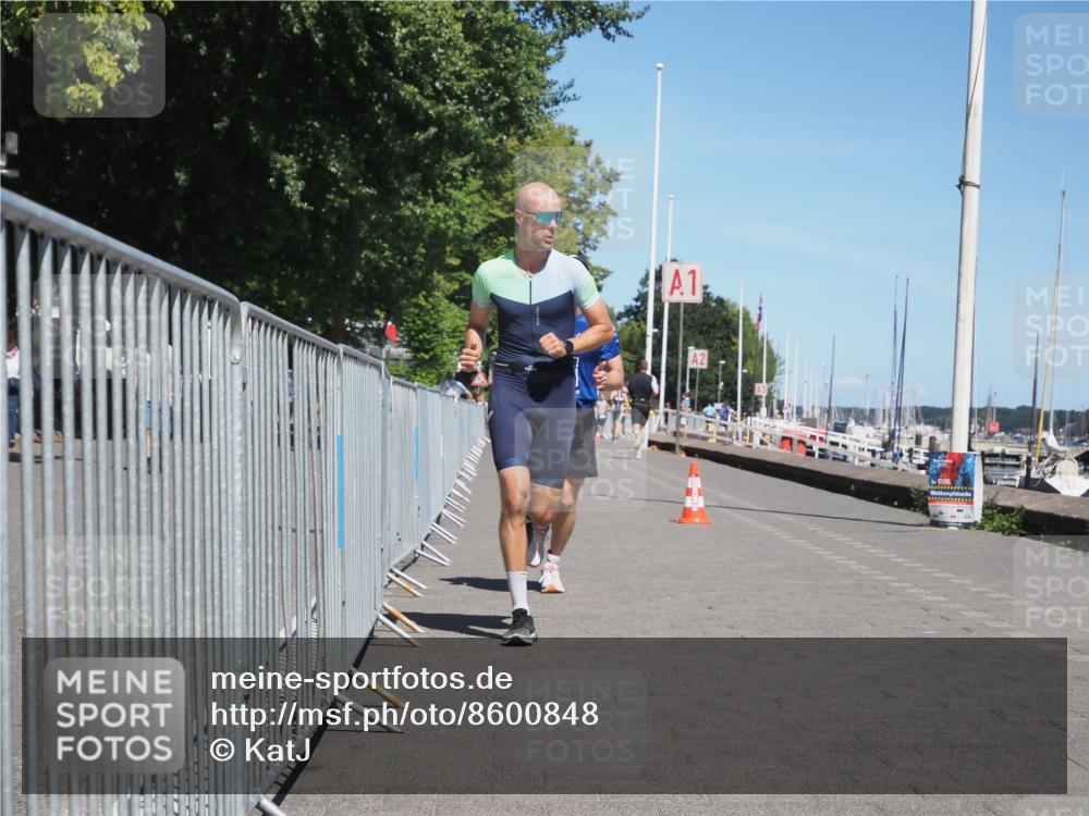 17.08.2025 - KN Förde Triathlon 2025 KatJ http://msf.ph/oto/8600848 17.08.2025 13:42:02 Laufen 454, 477, 546 meine-sportfotos.de