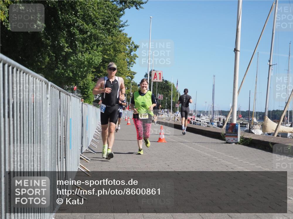 17.08.2025 - KN Förde Triathlon 2025 KatJ http://msf.ph/oto/8600861 17.08.2025 11:53:03 Laufen 300, 312, 607 meine-sportfotos.de