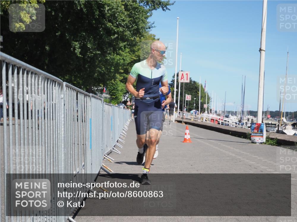 17.08.2025 - KN Förde Triathlon 2025 KatJ http://msf.ph/oto/8600863 17.08.2025 13:42:02 Laufen 454, 477, 546 meine-sportfotos.de