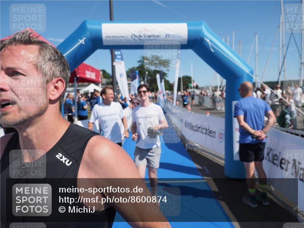 17.08.2025 - KN Förde Triathlon 2025 MichiJ http://msf.ph/oto/8600874 17.08.2025 12:16:38 Laufen 327, 632 meine-sportfotos.de