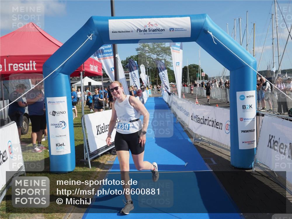 17.08.2025 - KN Förde Triathlon 2025 MichiJ http://msf.ph/oto/8600881 17.08.2025 10:49:11 Laufen 230 meine-sportfotos.de