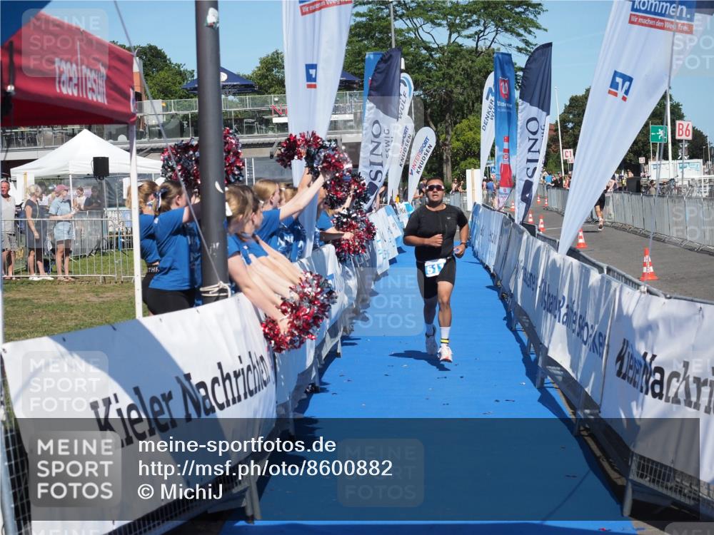 17.08.2025 - KN Förde Triathlon 2025 MichiJ http://msf.ph/oto/8600882 17.08.2025 14:06:11 Laufen 511 meine-sportfotos.de