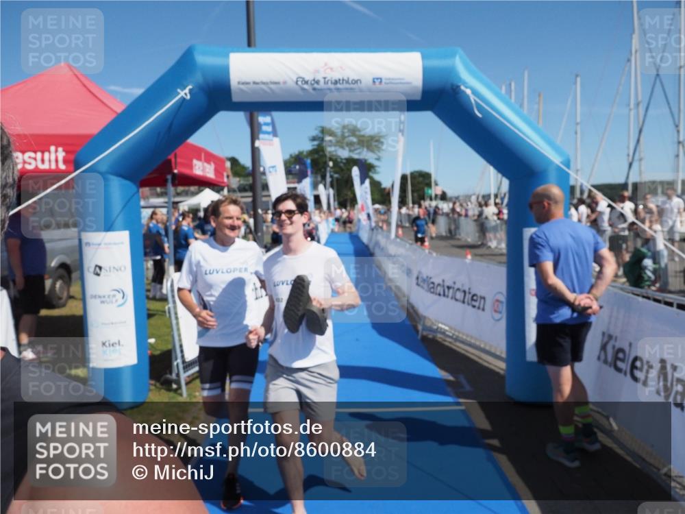 17.08.2025 - KN Förde Triathlon 2025 MichiJ http://msf.ph/oto/8600884 17.08.2025 12:16:38 Laufen 327, 632 meine-sportfotos.de
