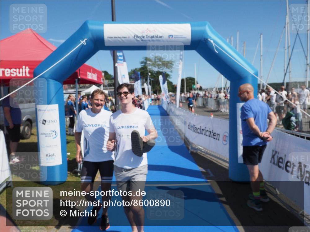 17.08.2025 - KN Förde Triathlon 2025 MichiJ http://msf.ph/oto/8600890 17.08.2025 12:16:38 Laufen 327, 632 meine-sportfotos.de