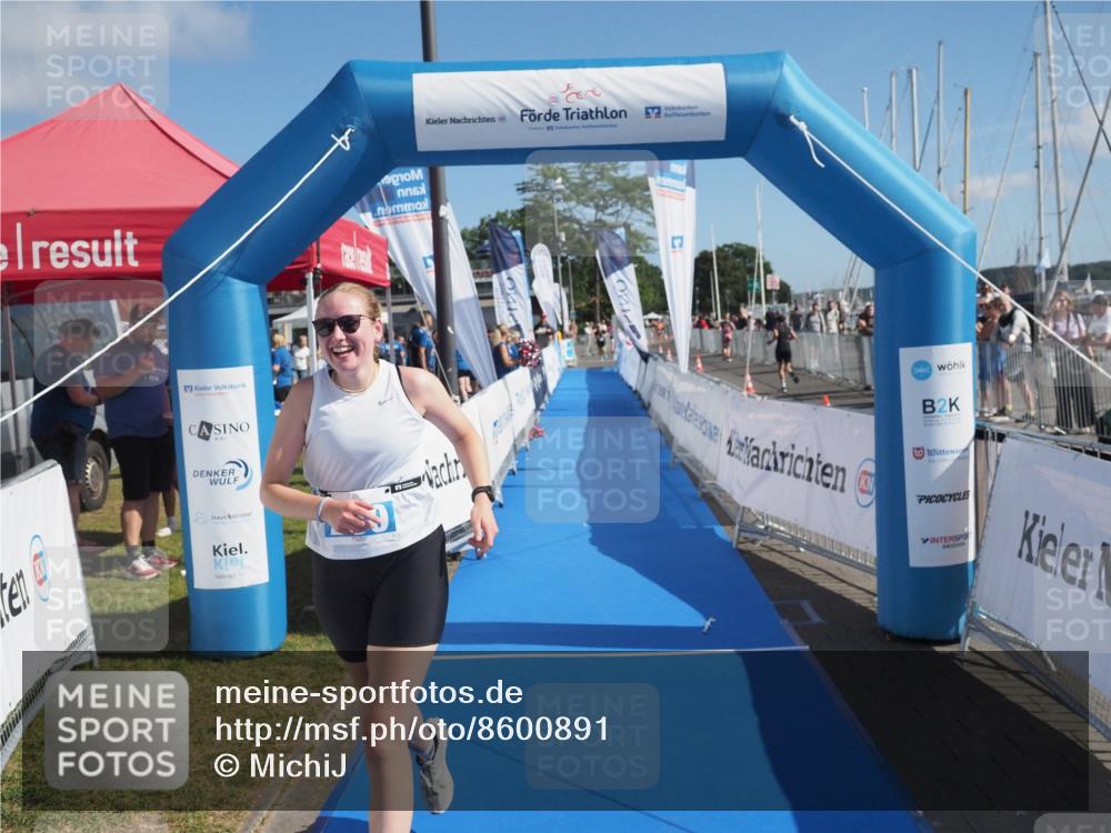 17.08.2025 - KN Förde Triathlon 2025 MichiJ http://msf.ph/oto/8600891 17.08.2025 10:49:11 Laufen 230 meine-sportfotos.de