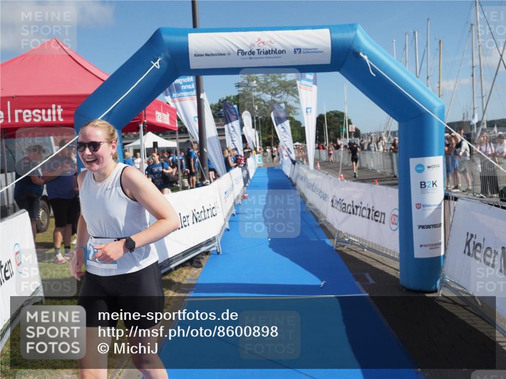 17.08.2025 - KN Förde Triathlon 2025 MichiJ http://msf.ph/oto/8600898 17.08.2025 10:49:11 Laufen 230 meine-sportfotos.de