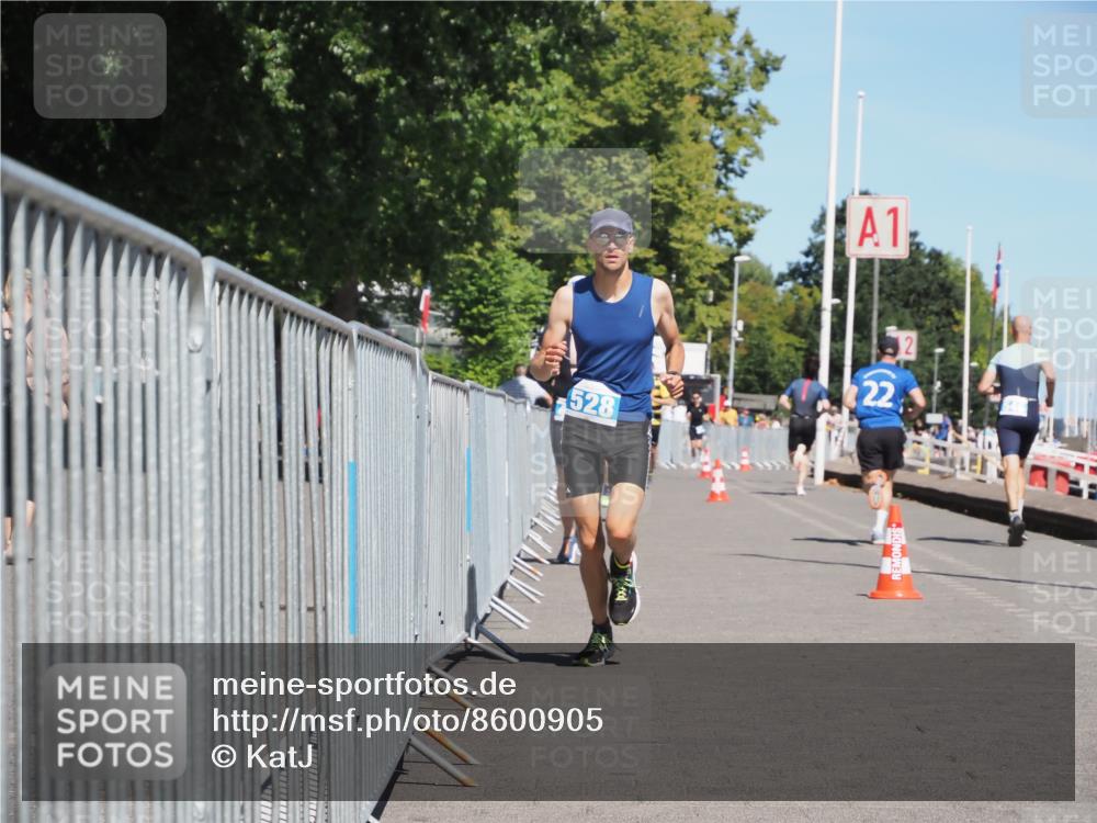 17.08.2025 - KN Förde Triathlon 2025 KatJ http://msf.ph/oto/8600905 17.08.2025 13:42:14 Laufen 425, 513, 528 meine-sportfotos.de