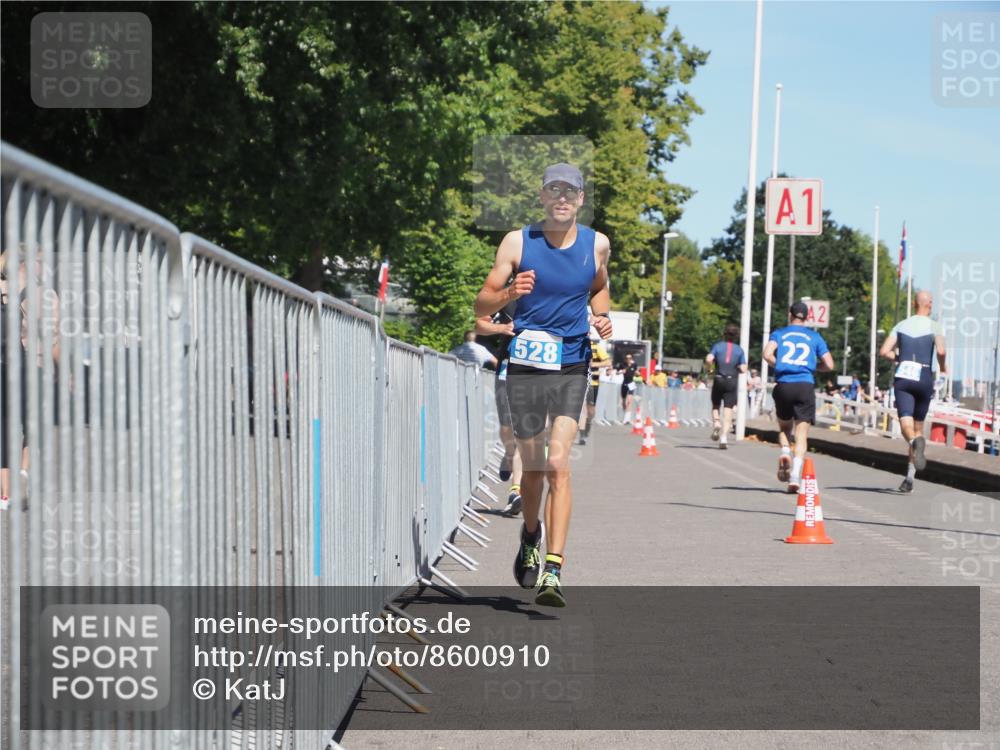 17.08.2025 - KN Förde Triathlon 2025 KatJ http://msf.ph/oto/8600910 17.08.2025 13:42:14 Laufen 425, 513, 528 meine-sportfotos.de