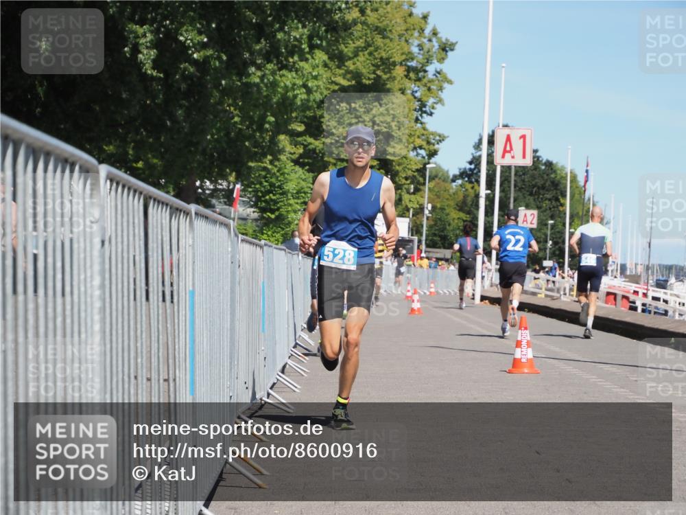 17.08.2025 - KN Förde Triathlon 2025 KatJ http://msf.ph/oto/8600916 17.08.2025 13:42:14 Laufen 425, 513, 528 meine-sportfotos.de