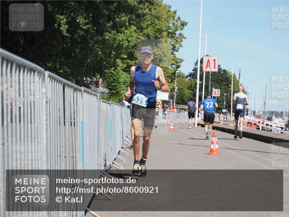 17.08.2025 - KN Förde Triathlon 2025 KatJ http://msf.ph/oto/8600921 17.08.2025 13:42:14 Laufen 425, 513, 528 meine-sportfotos.de