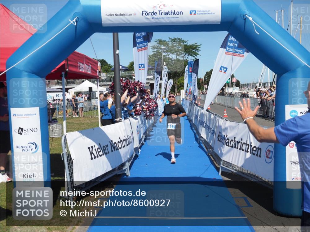 17.08.2025 - KN Förde Triathlon 2025 MichiJ http://msf.ph/oto/8600927 17.08.2025 14:06:12 Laufen 511 meine-sportfotos.de