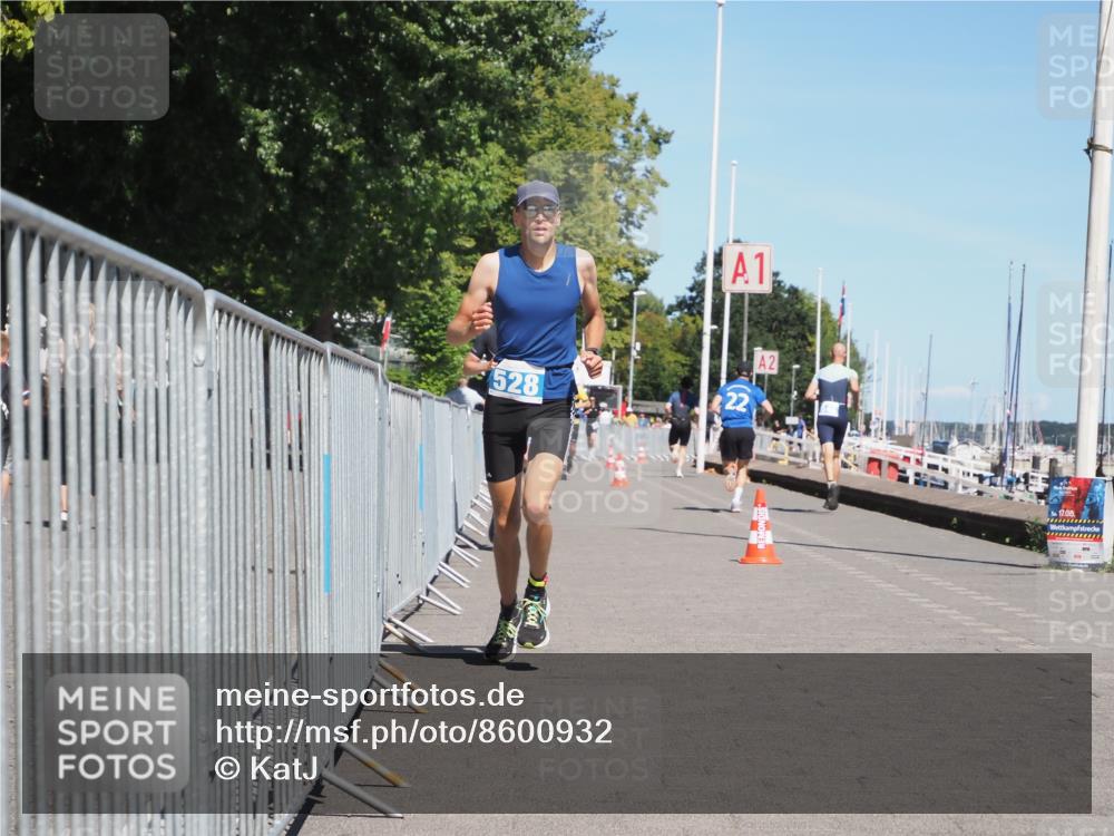 17.08.2025 - KN Förde Triathlon 2025 KatJ http://msf.ph/oto/8600932 17.08.2025 13:42:15 Laufen 425, 512, 513, 528 meine-sportfotos.de