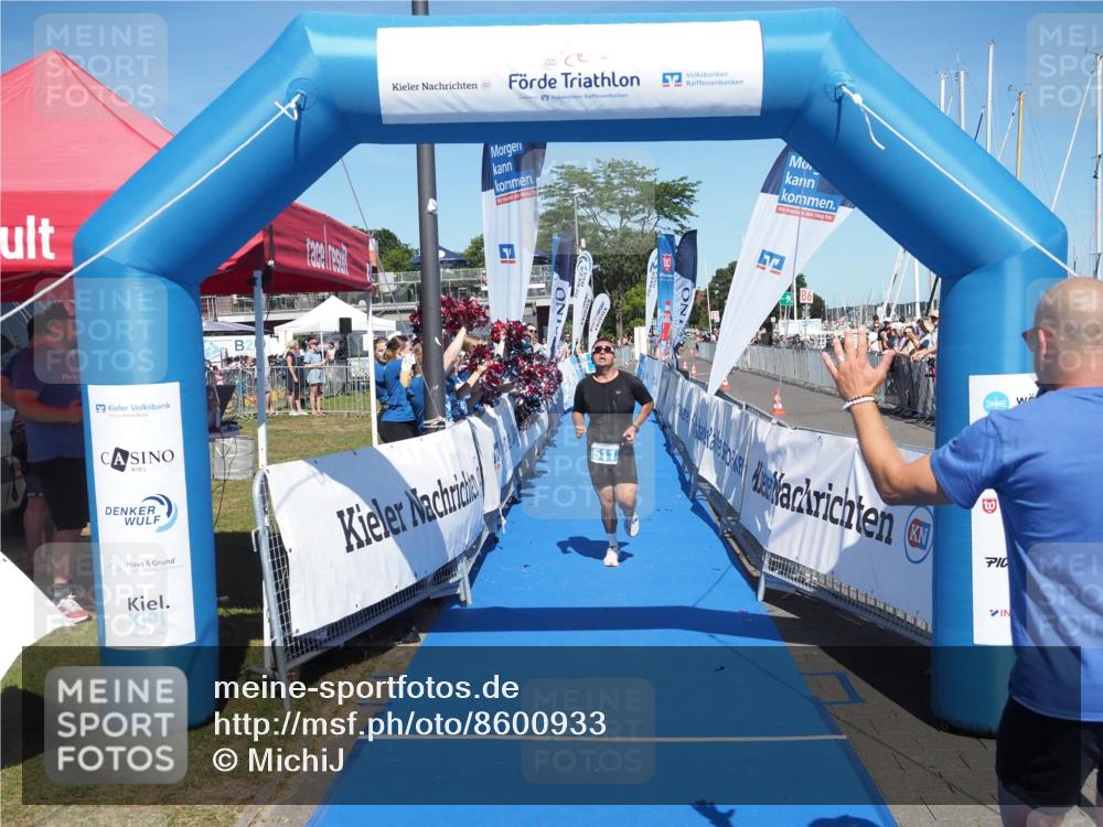 17.08.2025 - KN Förde Triathlon 2025 MichiJ http://msf.ph/oto/8600933 17.08.2025 14:06:12 Laufen 511 meine-sportfotos.de