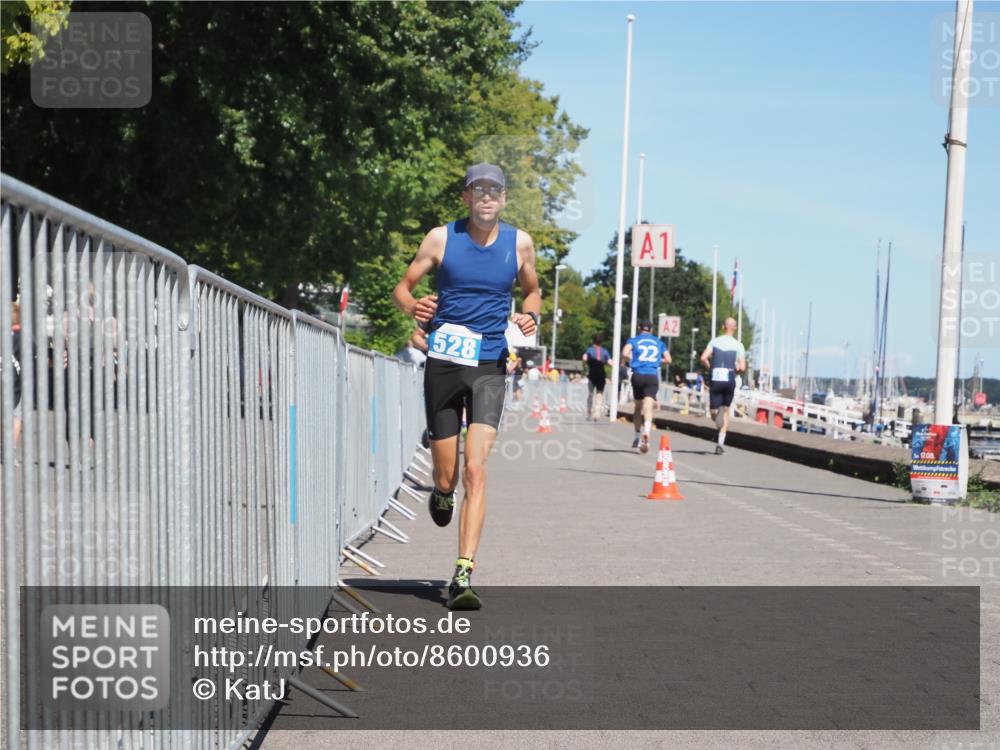 17.08.2025 - KN Förde Triathlon 2025 KatJ http://msf.ph/oto/8600936 17.08.2025 13:42:15 Laufen 425, 512, 513, 528 meine-sportfotos.de